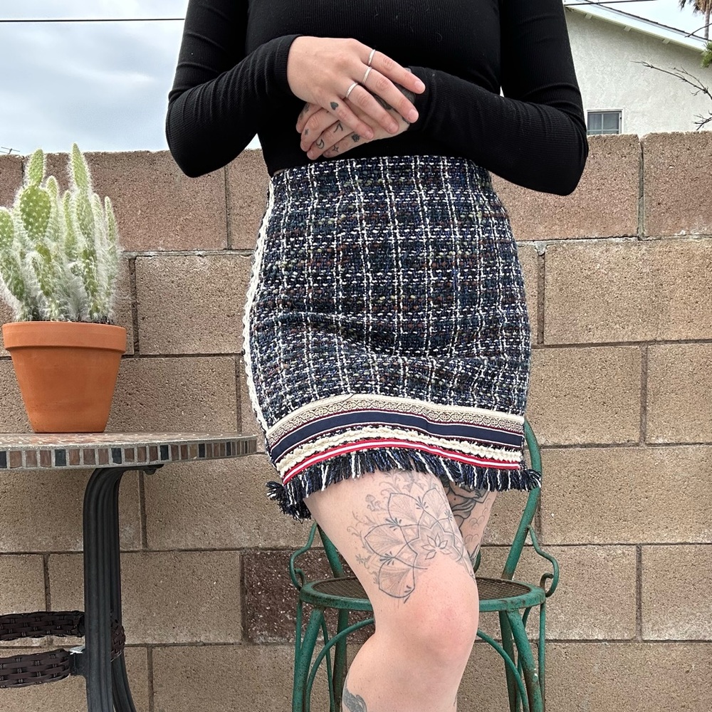 Knitted mini skirt